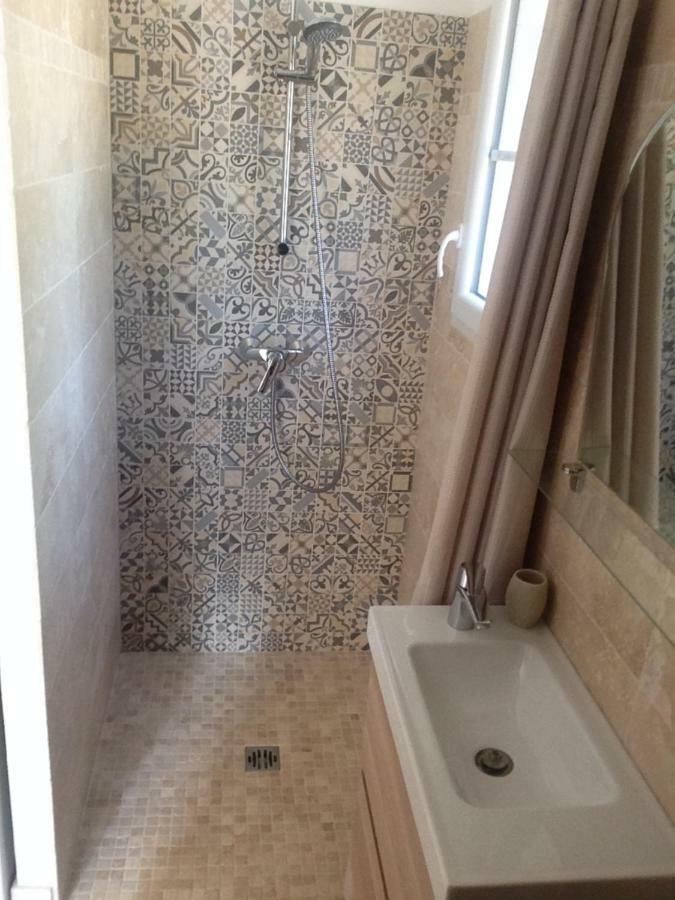 La Petite Perle, Balneo En Supplement, Le Clos Des Perles Tourtour Exterior foto